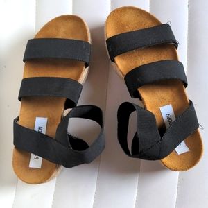 Steve Madden sandles